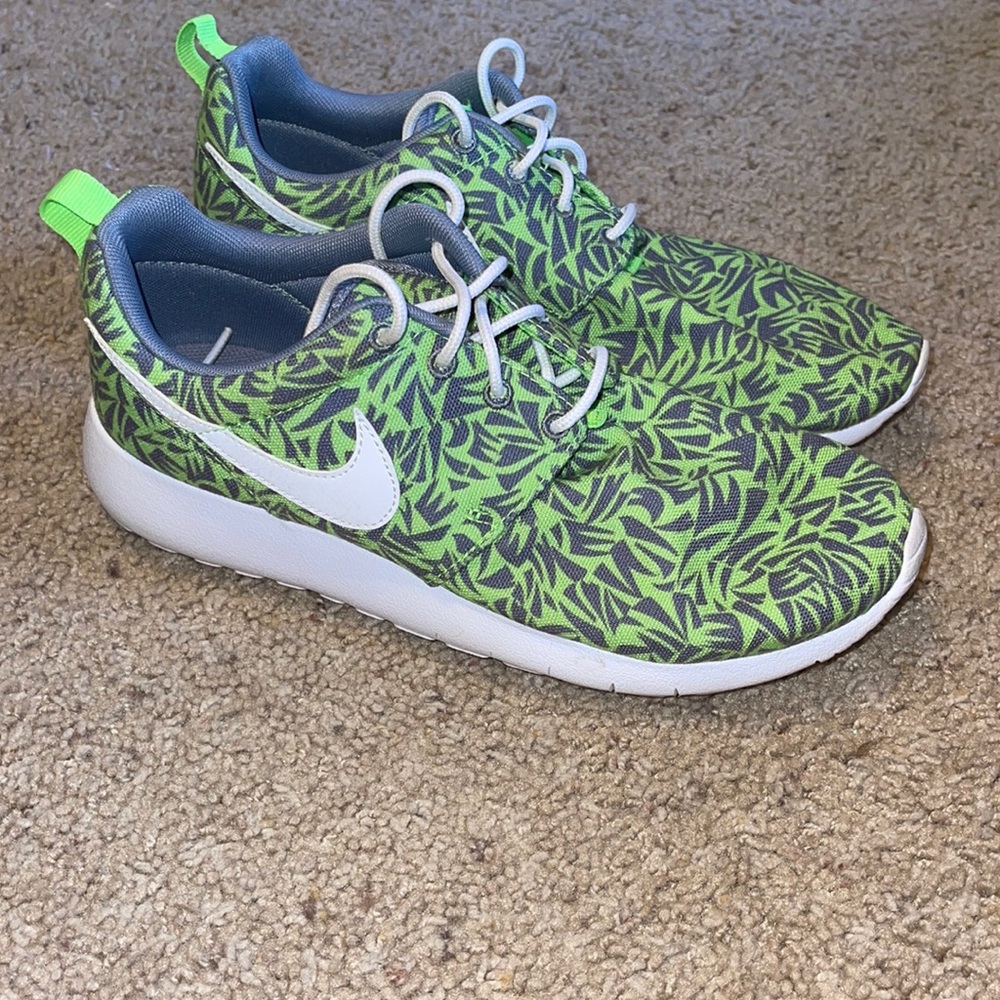 Nike shoes